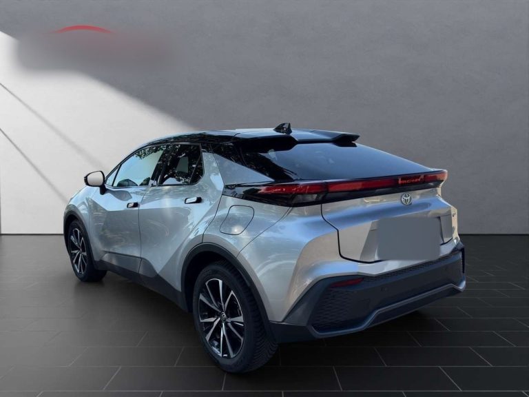 Toyota C-HR 1.8 Hybrid Team Deutschland - photo 2
