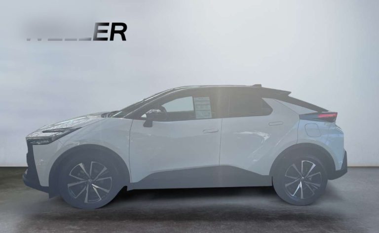 Toyota C-HR 1.8 Hybrid Team Deutschland - photo 3