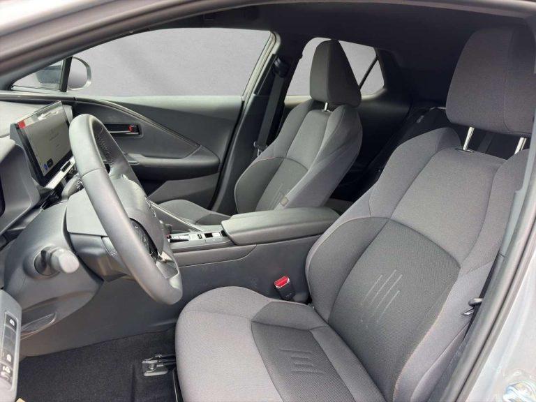 Toyota C-HR 1.8 Hybrid Team Deutschland - photo 6