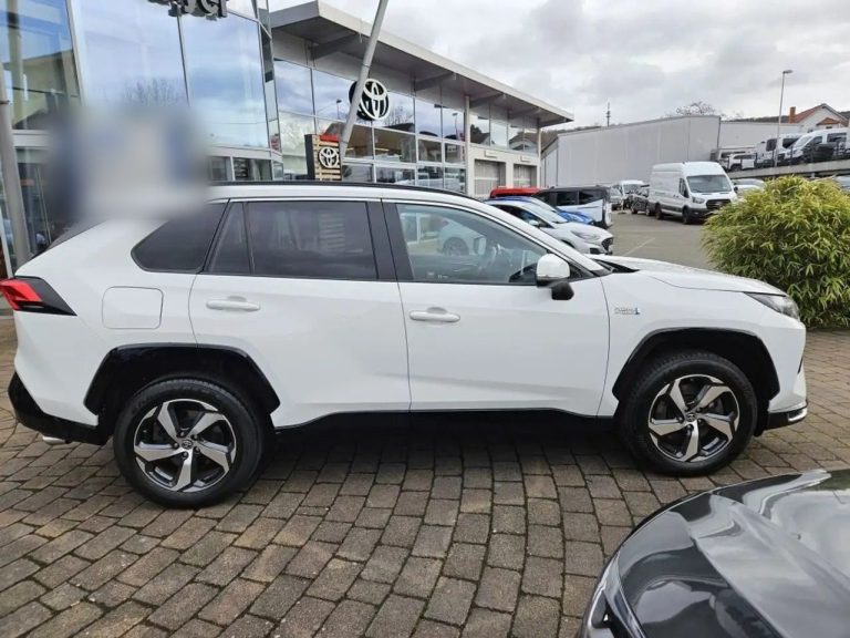Toyota RAV4 2.5 Plug-in Hybrid - photo 2