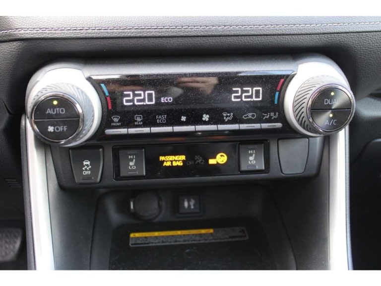 Toyota RAV4 Hybrid 2WD Club - photo 7