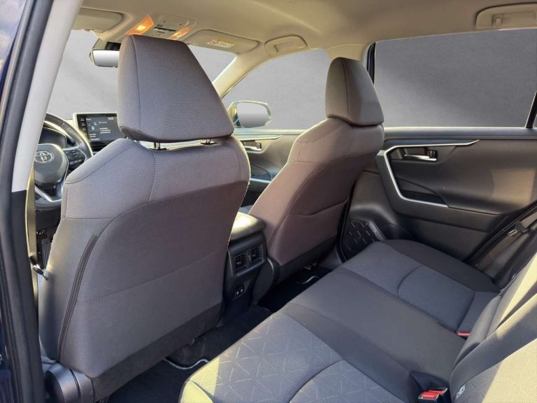 Toyota RAV4 2.5 Hybrid Team D - photo 9