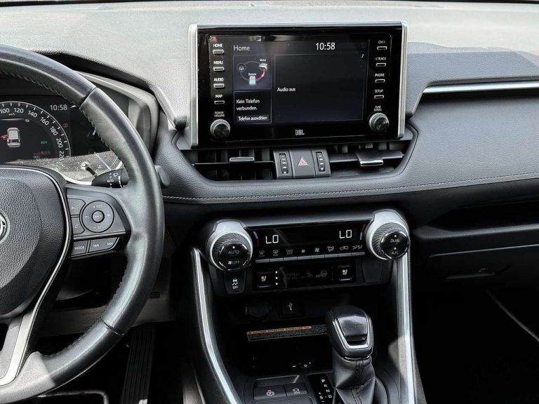 Toyota RAV4 2.5 Hybrid AWD Team Deutschland