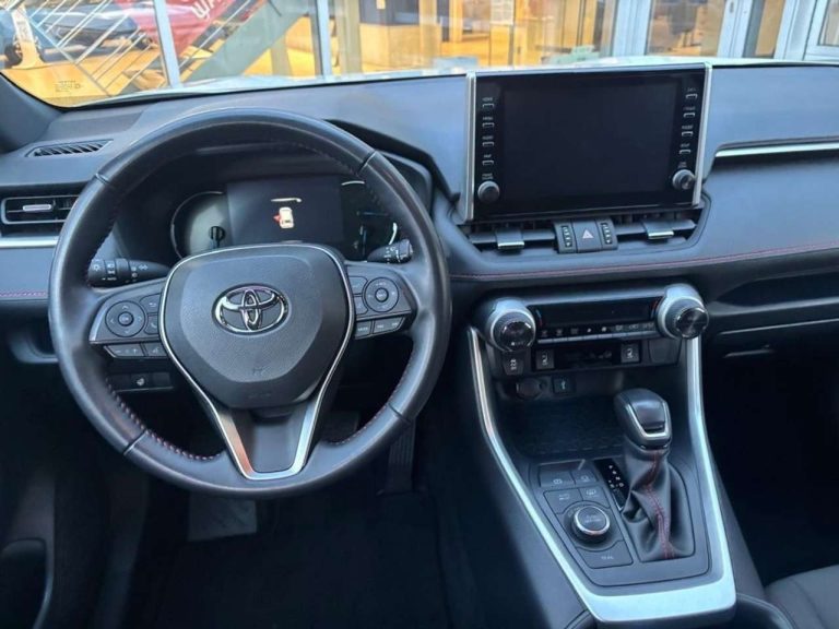 Toyota RAV4 2.5 Plug-in Hybrid AWD - photo 9