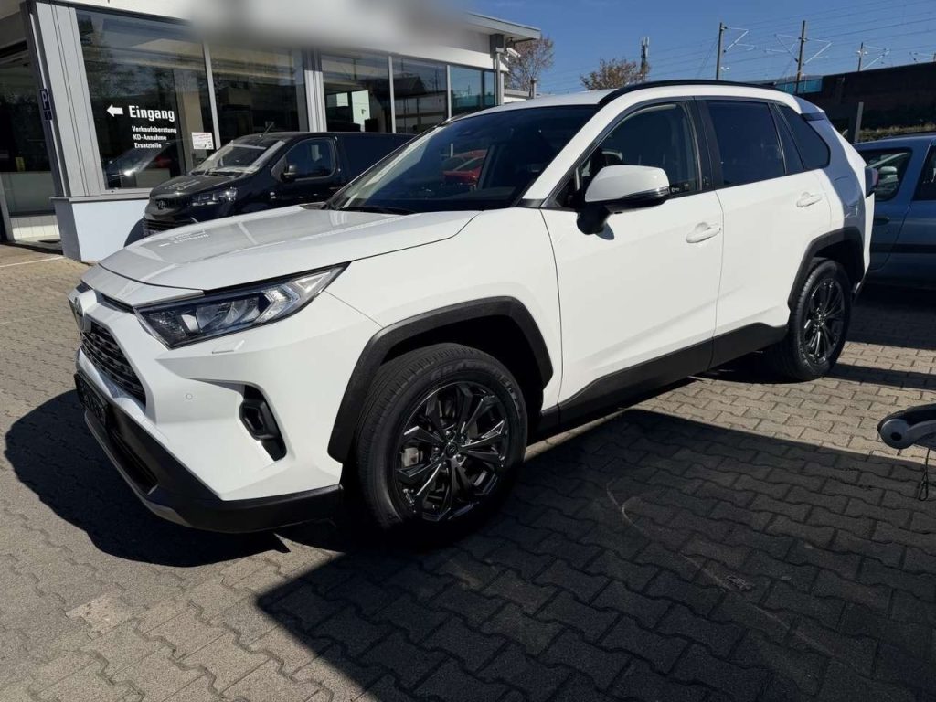 Toyota RAV4 2.5 Hybrid 4×2 Team Deutschland