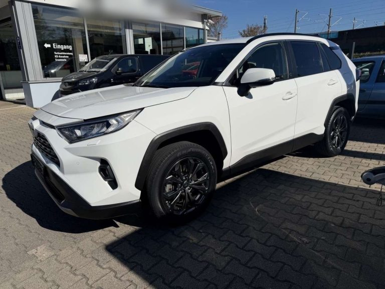 Toyota RAV4 2.5 Hybrid 4×2 Team Deutschland