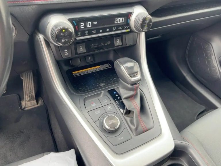 Toyota RAV4 2.5 Plug-in Hybrid 4×4 - photo 12