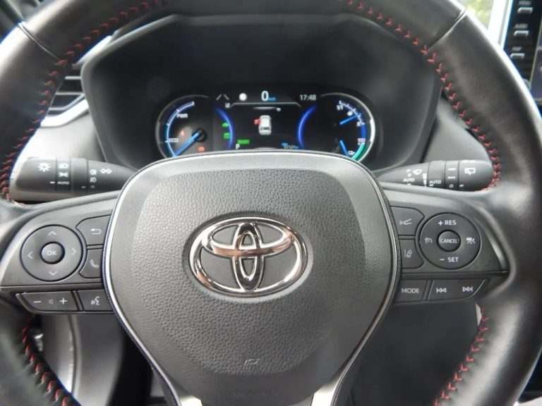 Toyota RAV4 2.5 Plug-in Hybrid 4×4 - photo 16