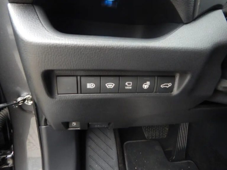 Toyota RAV4 2.5 Plug-in Hybrid 4×4 - photo 17