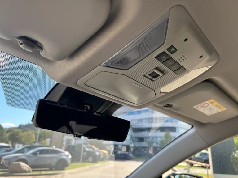 Toyota RAV4 2.5 Hybrid 4×4 Teamplayer - photo 17