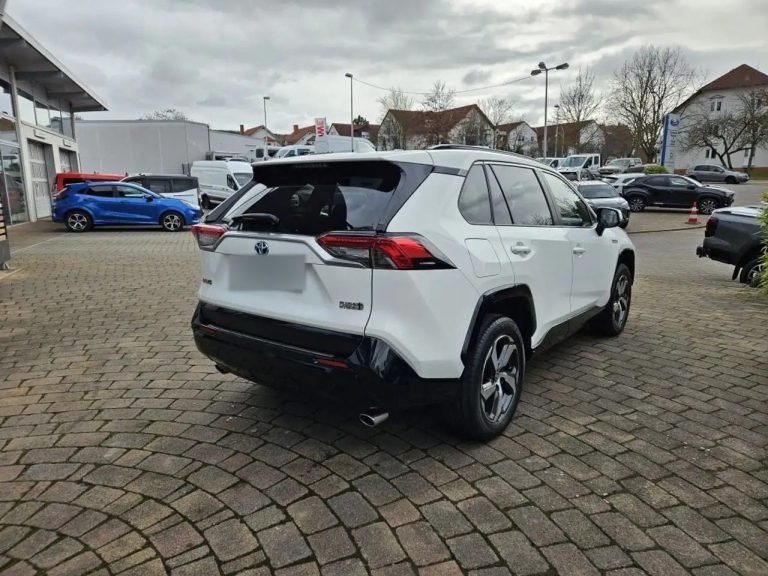 Toyota RAV4 2.5 Plug-in Hybrid - photo 3