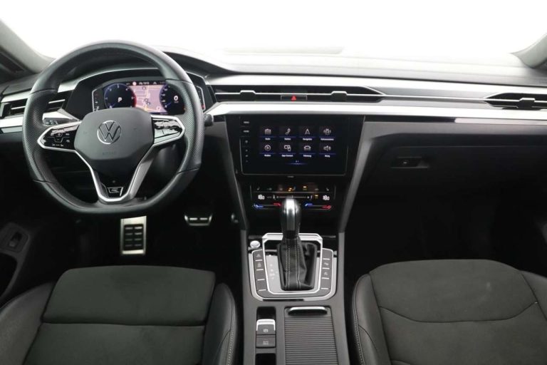 Volkswagen Arteon Shooting Brake 2.0 TDI 4MOTION DSG R-Line - photo 3