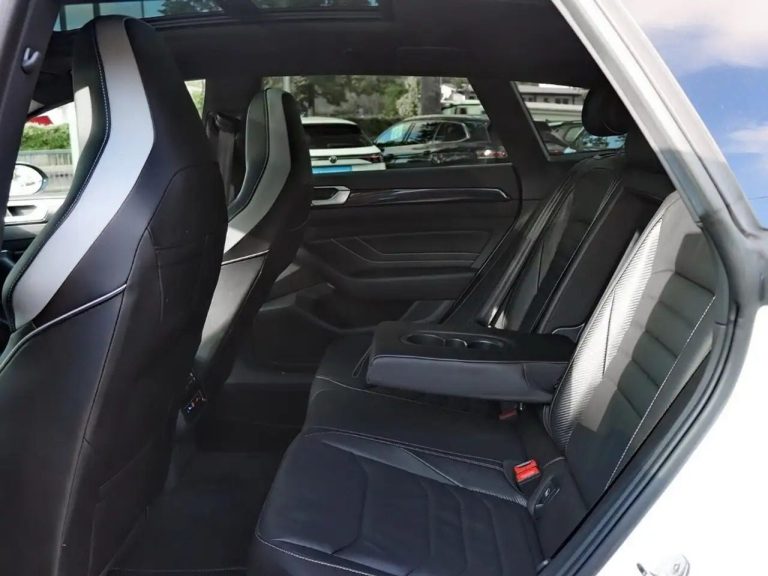 Volkswagen Arteon Shooting Brake R-Line 2.0 TSI DSG - photo 6