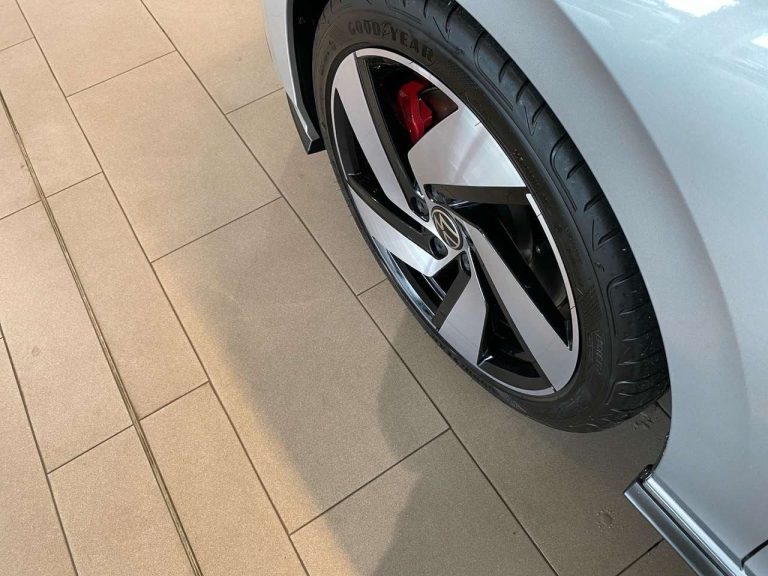 Volkswagen Golf GTI 2.0 TSI DSG - photo 13