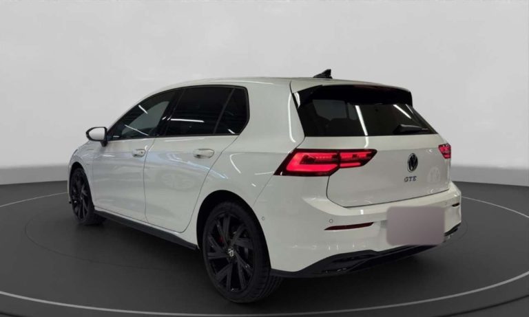 Volkswagen Golf GTE 1.4 TSI eHybrid - photo 2