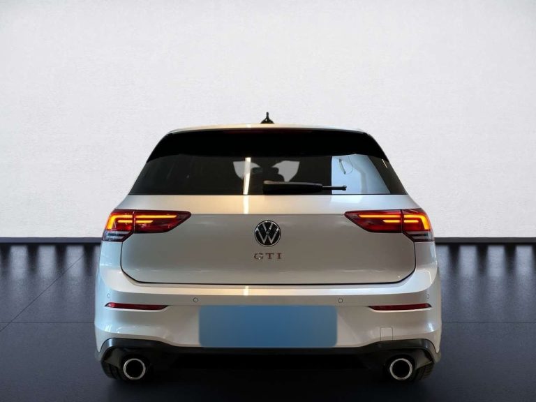 Volkswagen Golf GTI 2.0 TSI DSG - photo 5