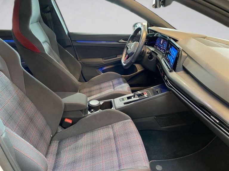 Volkswagen Golf GTI 2.0 TSI DSG - photo 9