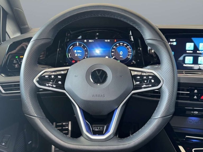 Volkswagen Golf GTE 1.4 eHybrid DSG - photo 10