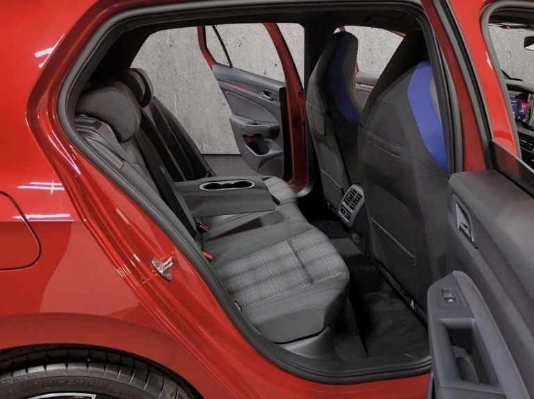 Volkswagen Golf GTE - photo 10