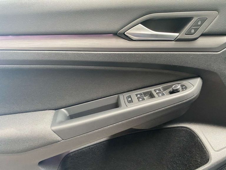 Volkswagen Golf Variant 2.0 TDI DSG Style - photo 11
