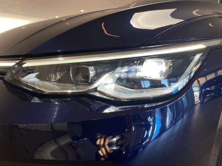 Volkswagen Golf Variant 2.0 TDI DSG Style - photo 12