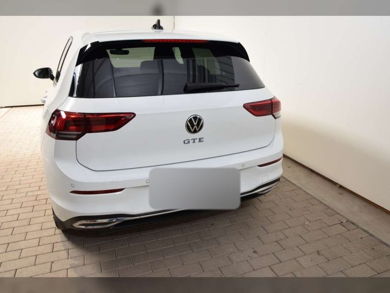 Volkswagen Golf GTE 1.4 eHybrid DSG - photo 2