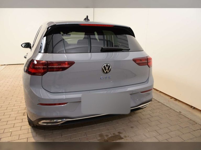 Volkswagen Golf GTE DSG - photo 2