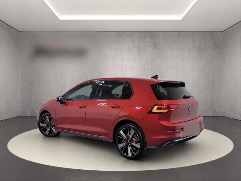 Volkswagen Golf GTE - photo 3