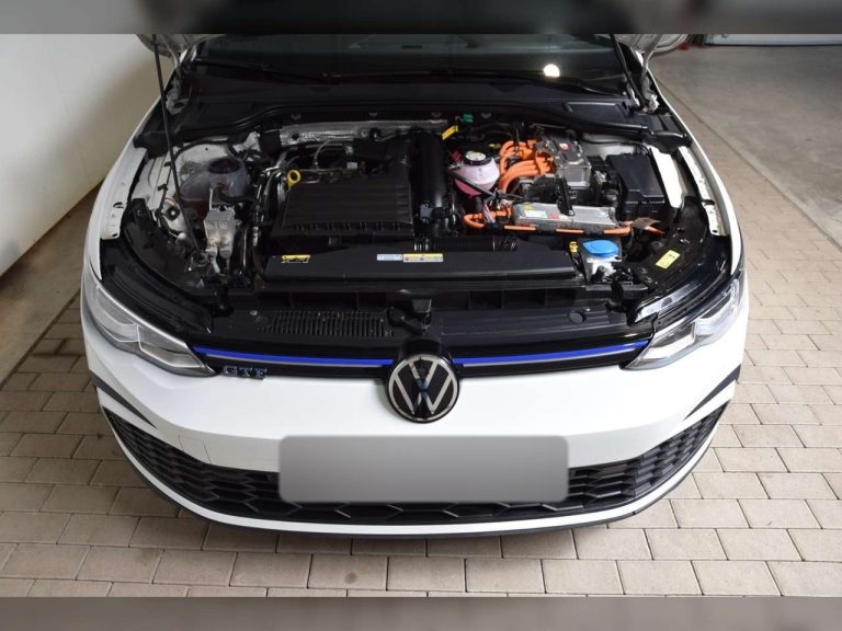 Volkswagen Golf GTE 1.4 eHybrid DSG - photo 5