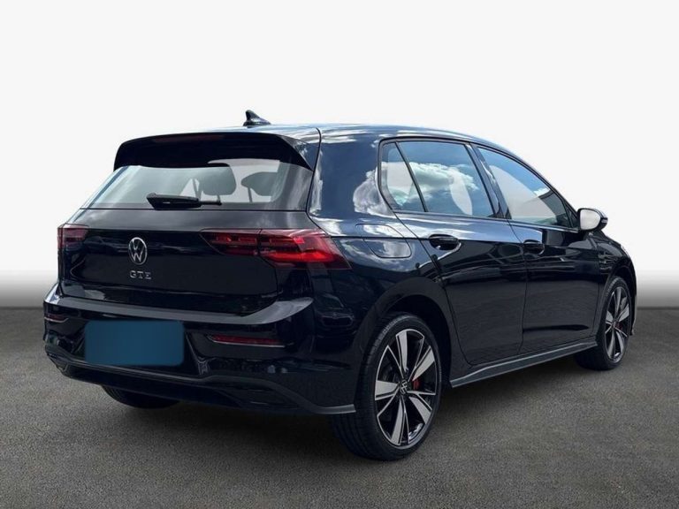 Volkswagen Golf GTE 1.4 eHybrid DSG - photo 2