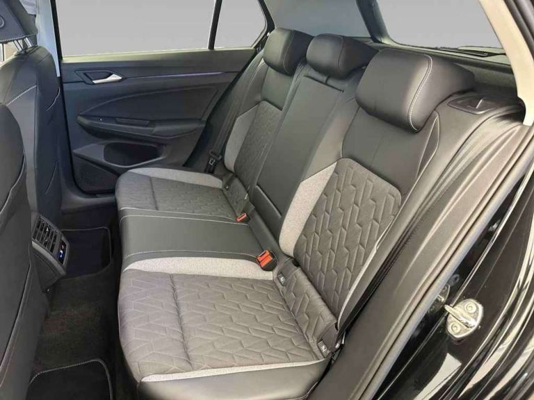 Volkswagen Golf 1.5 eTSI DSG Goal - photo 10