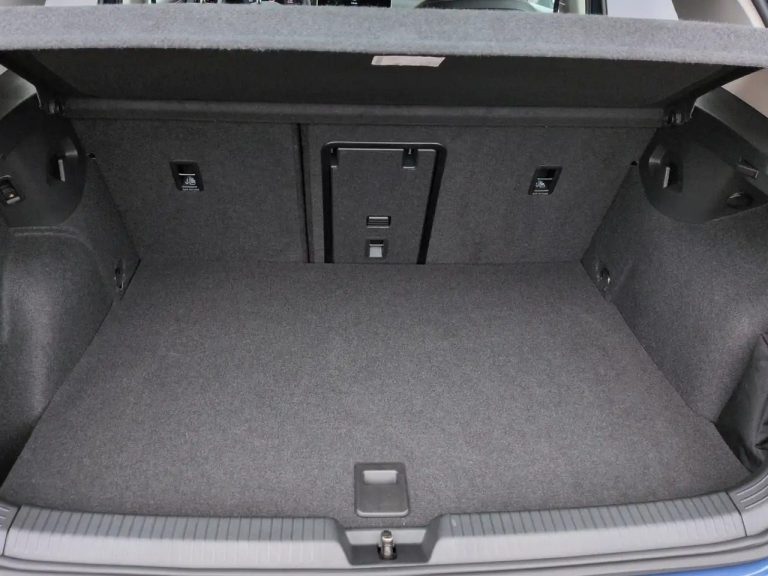 Volkswagen Golf 1.5 eHybrid Style - photo 17