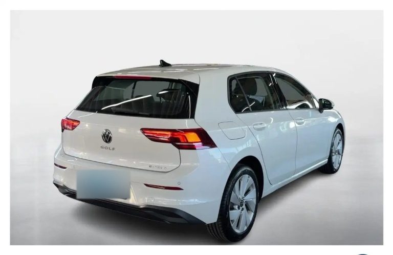 Volkswagen Golf Life 1.5 eHybrid DSG - photo 2