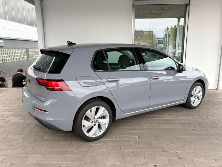 Volkswagen Golf Life 1.5 TSI eHybrid DSG - photo 3