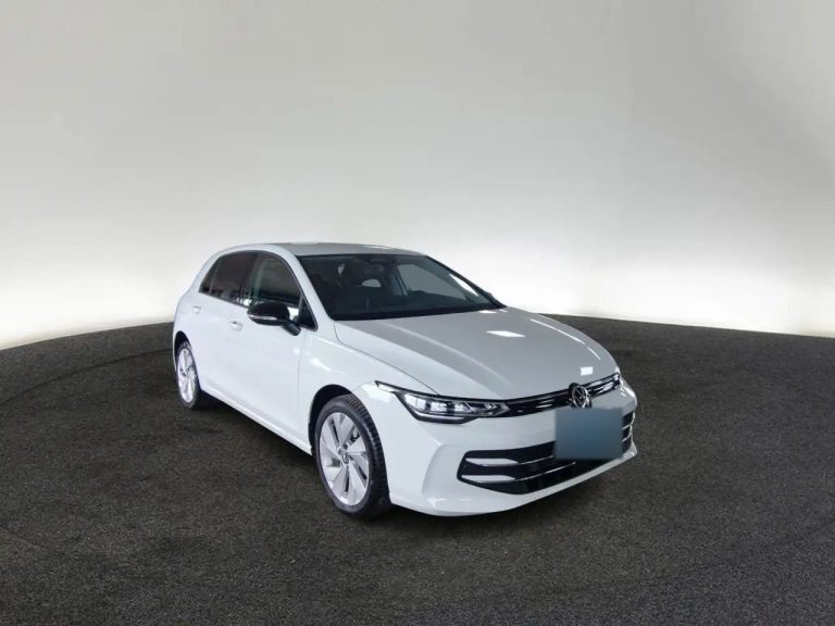 Volkswagen Golf 1.5 eHybrid DSG - photo 4