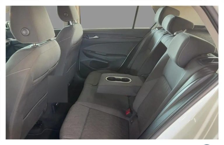 Volkswagen Golf Life 1.5 eHybrid DSG - photo 5