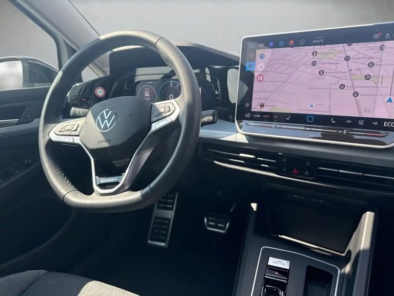 Volkswagen Golf 1.5 TSI eHybrid - photo 7