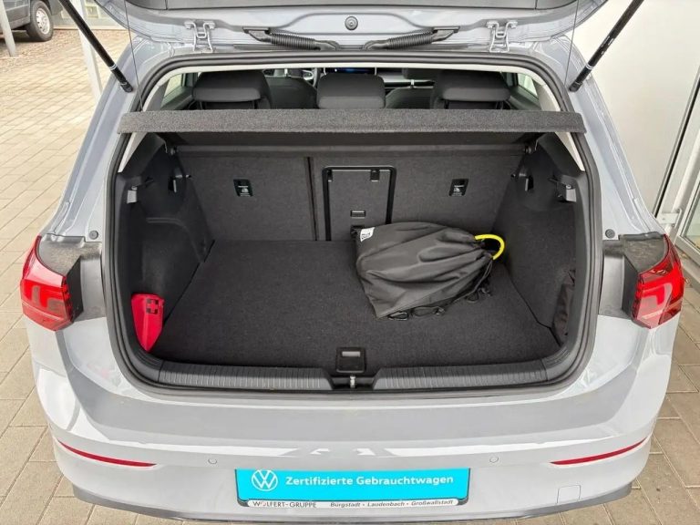 Volkswagen Golf Life 1.5 TSI eHybrid DSG - photo 7