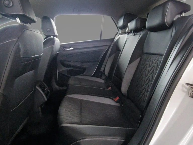 Volkswagen Golf 1.5 eHybrid DSG - photo 7