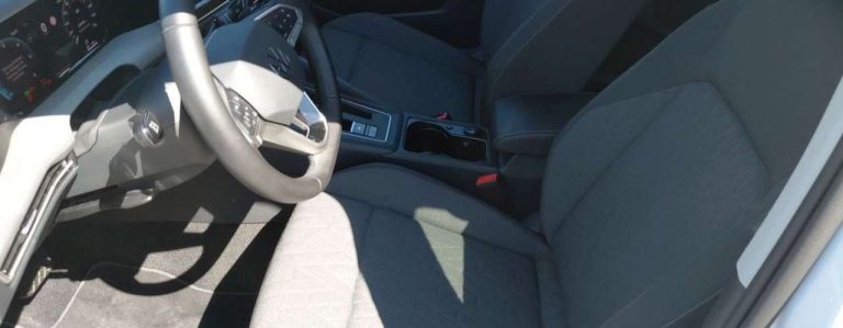Volkswagen Golf Variant Life 2.0 TDI DSG - photo 8