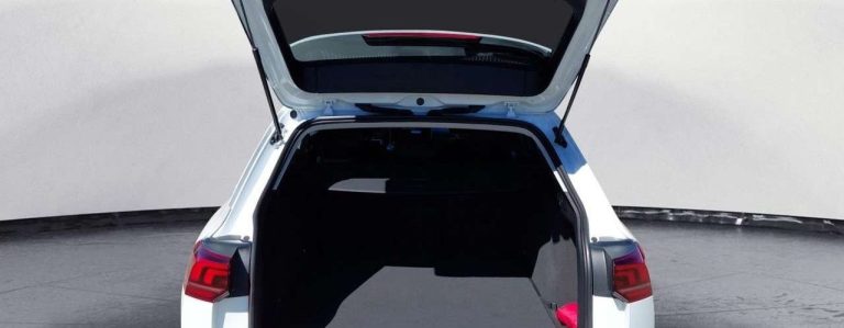 Volkswagen Golf Variant Life 2.0 TDI DSG - photo 9