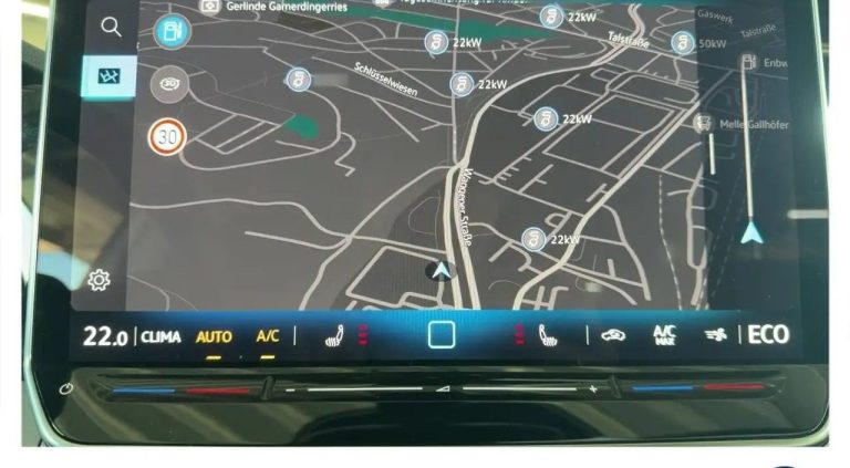 Volkswagen Golf Life 1.5 eHybrid DSG - photo 9