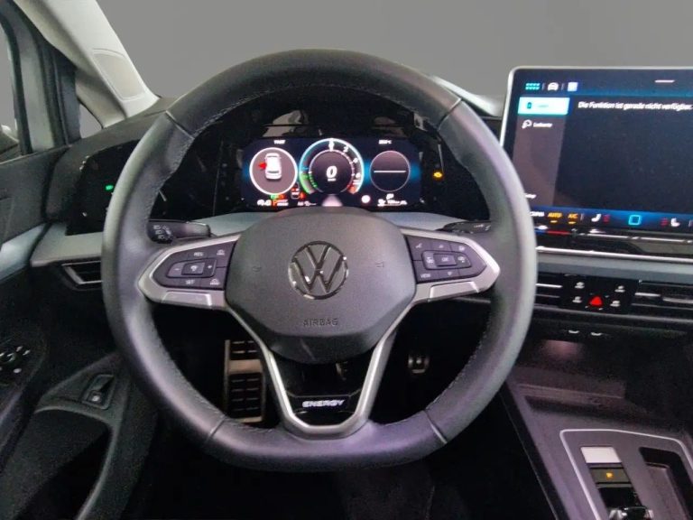 Volkswagen Golf 1.5 eHybrid DSG - photo 9