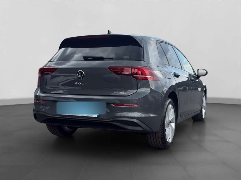 Volkswagen Golf 1.5 eHybrid DSG Life - photo 2