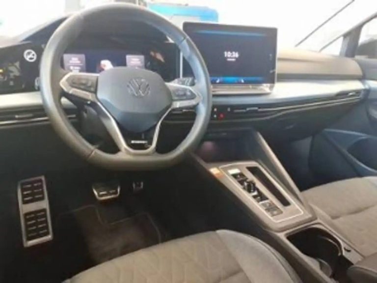 Volkswagen Golf 1.5 eTSI DSG - photo 4