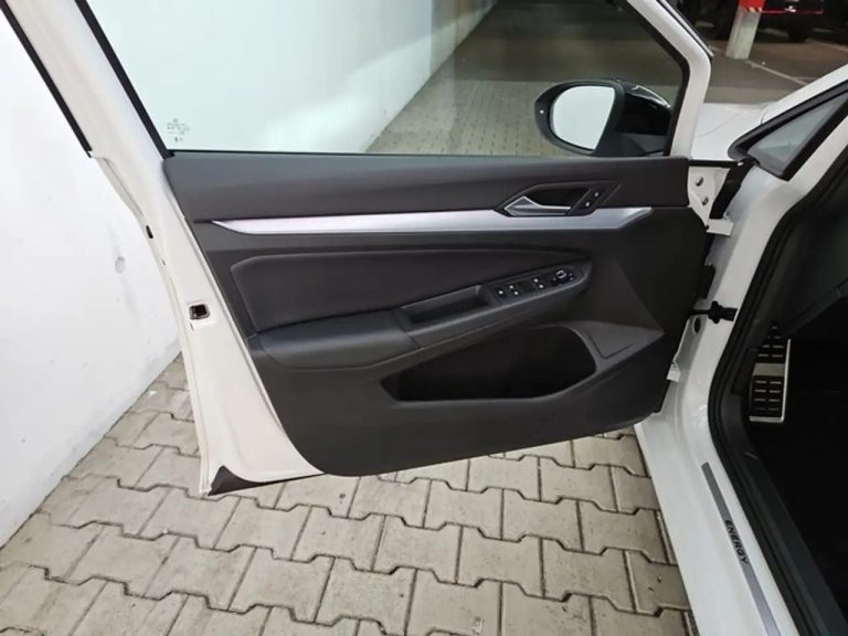 Volkswagen Golf Variant 2.0 TDI - photo 5