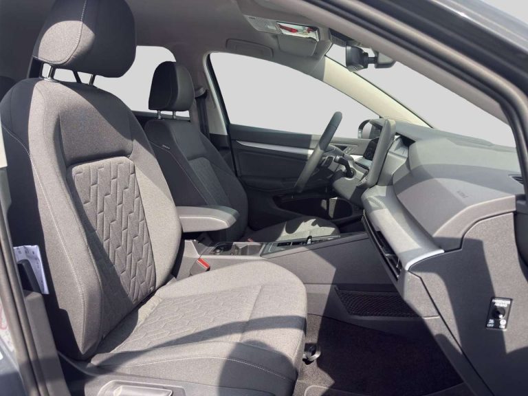 Volkswagen Golf 1.5 eHybrid DSG Life - photo 5