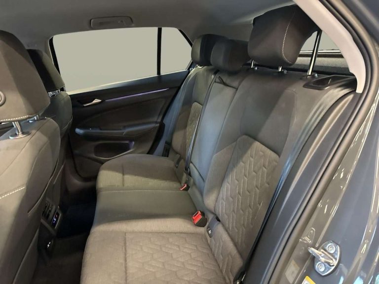 Volkswagen Golf 1.5 eTSI Life DSG - photo 8