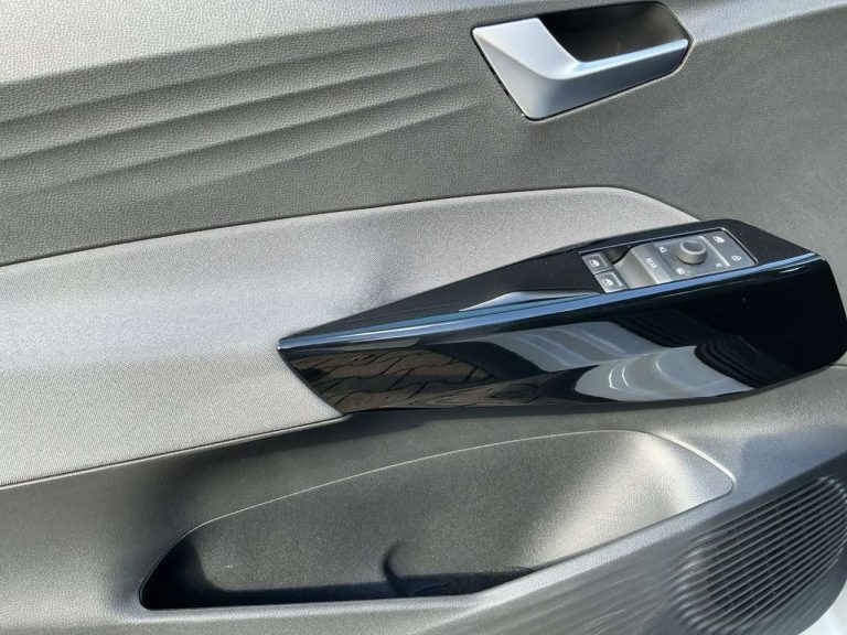 Volkswagen ID.3 Pro Performance - photo 14