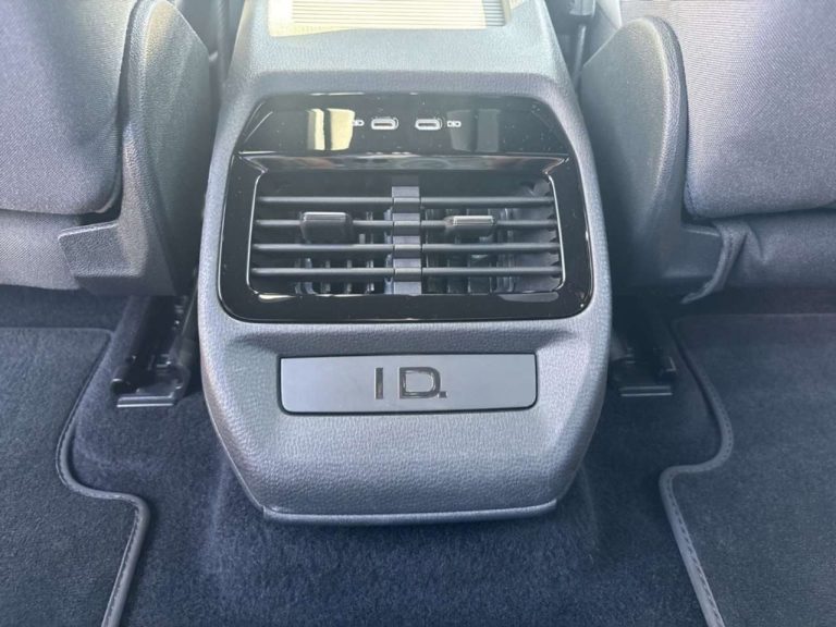 Volkswagen ID.4 Pure - photo 14